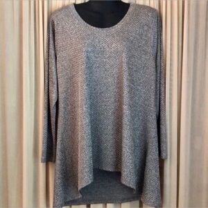 Nally & Millie Large Gray/Silver Blouse(NWOT)